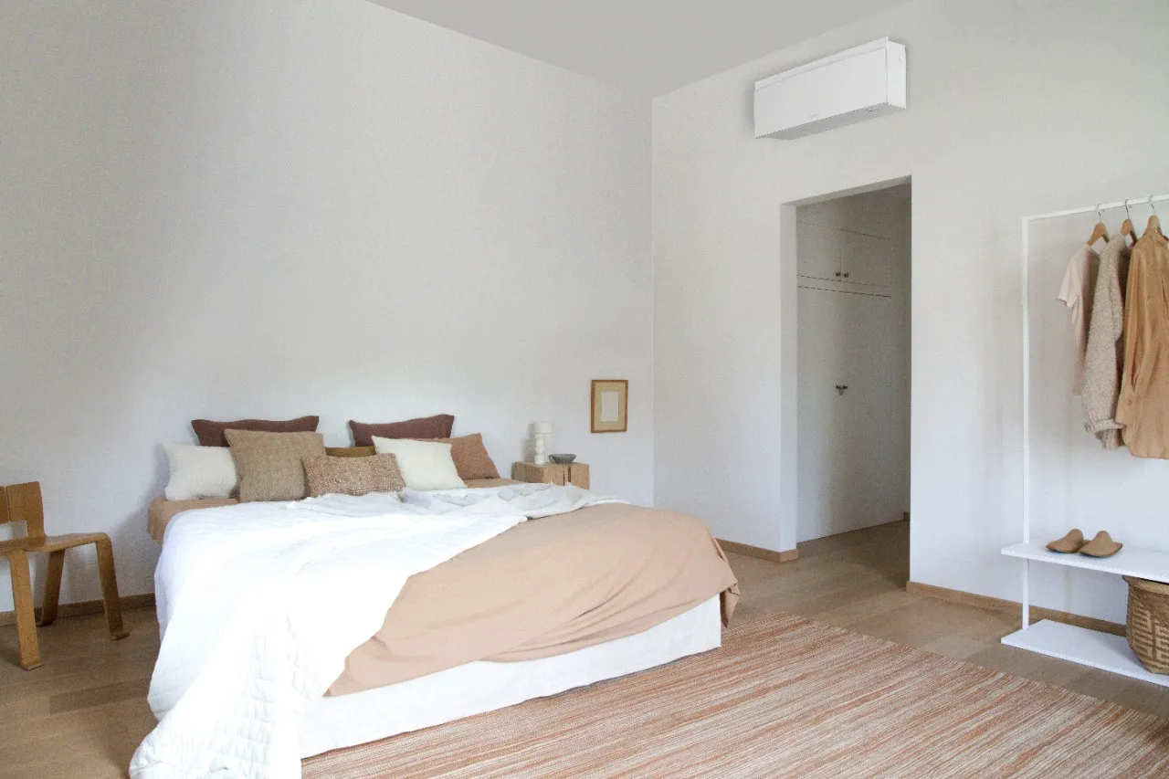 Unutrašnja jedinica Daikin Emura 3 (bela) FTXJ42AW